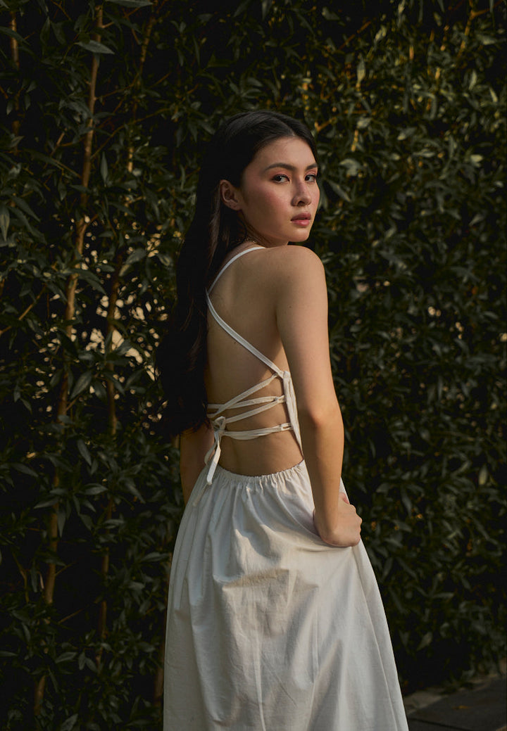 Richeza White Smocked Back Strappy Detail Midi Dress