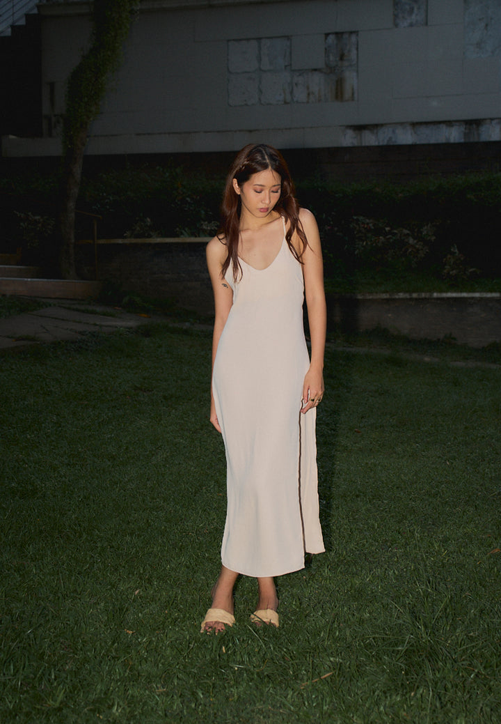 Merith Blush Pink V-Neck with High Slit Midi Dress