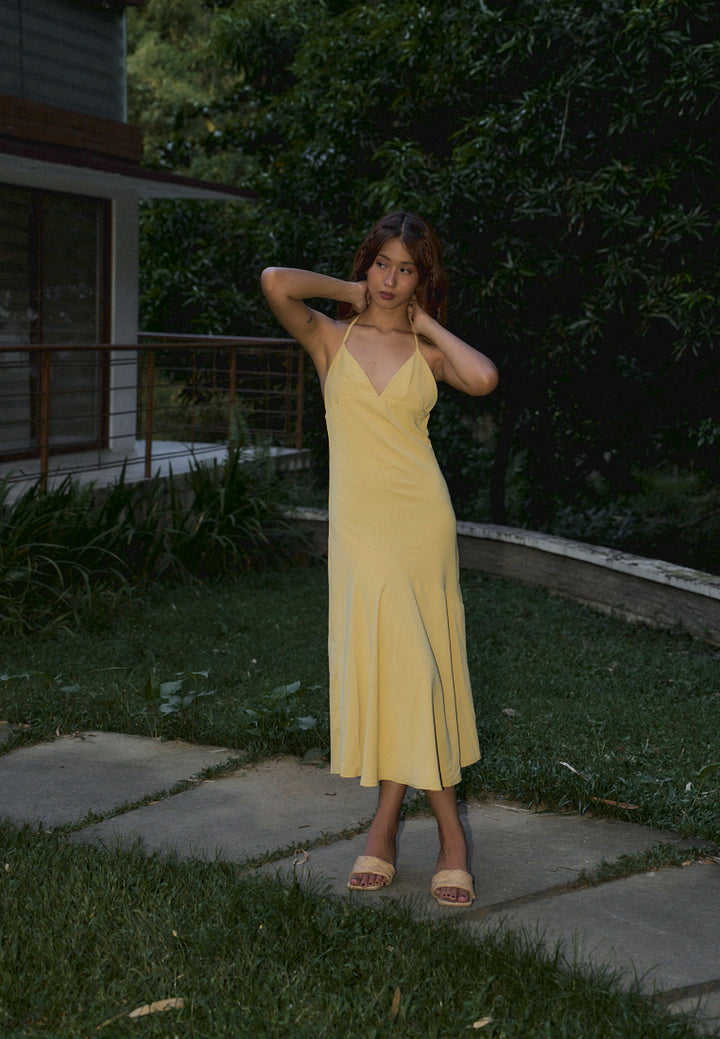 Zahara Butter Yellow U - Shaped front Fitted Midi Dress