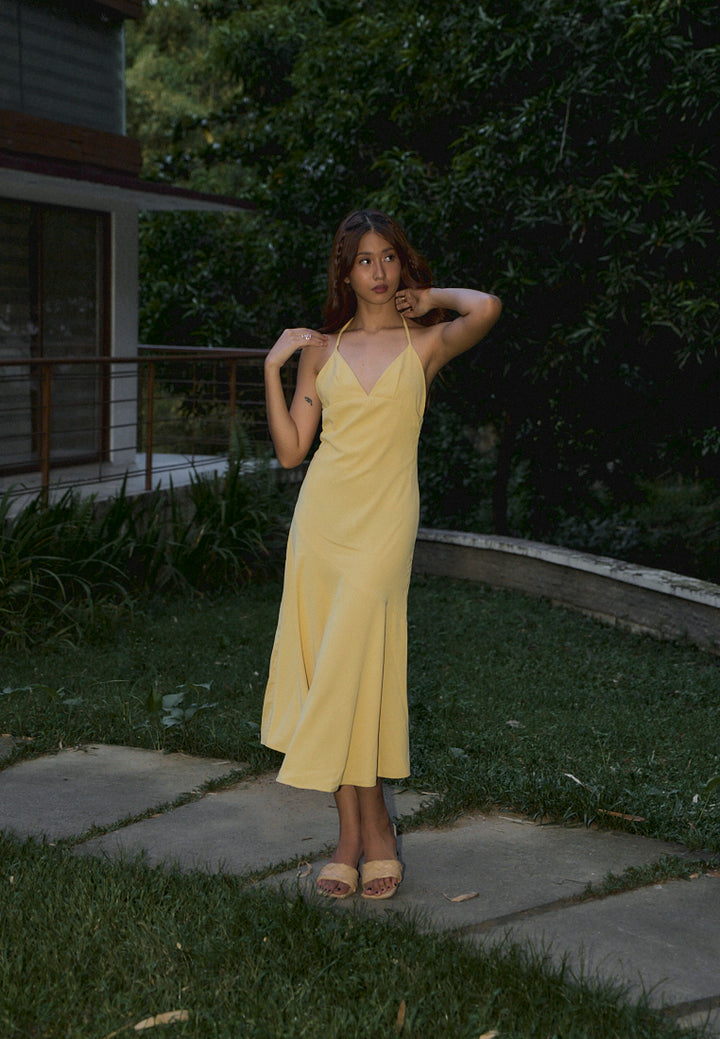 Zahara Butter Yellow U - Shaped front Fitted Midi Dress