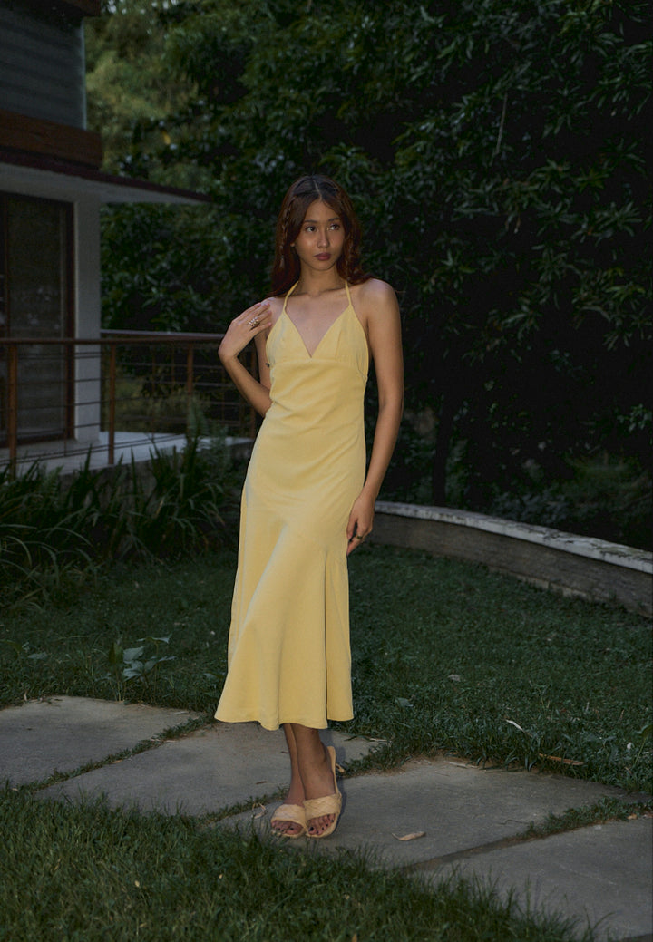 Zahara Butter Yellow U - Shaped front Fitted Midi Dress
