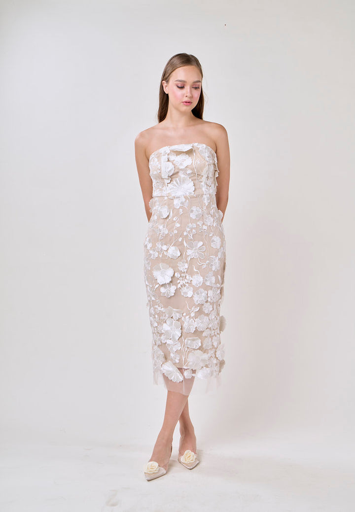 Verge White Sleveless 3D Flower Bodycon Midi Dress