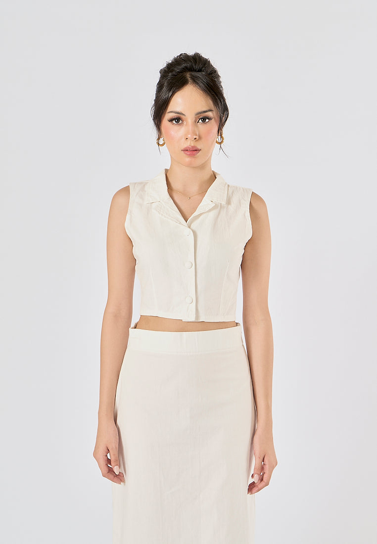 Niña In Oat Button Closure Colar Tank Top
