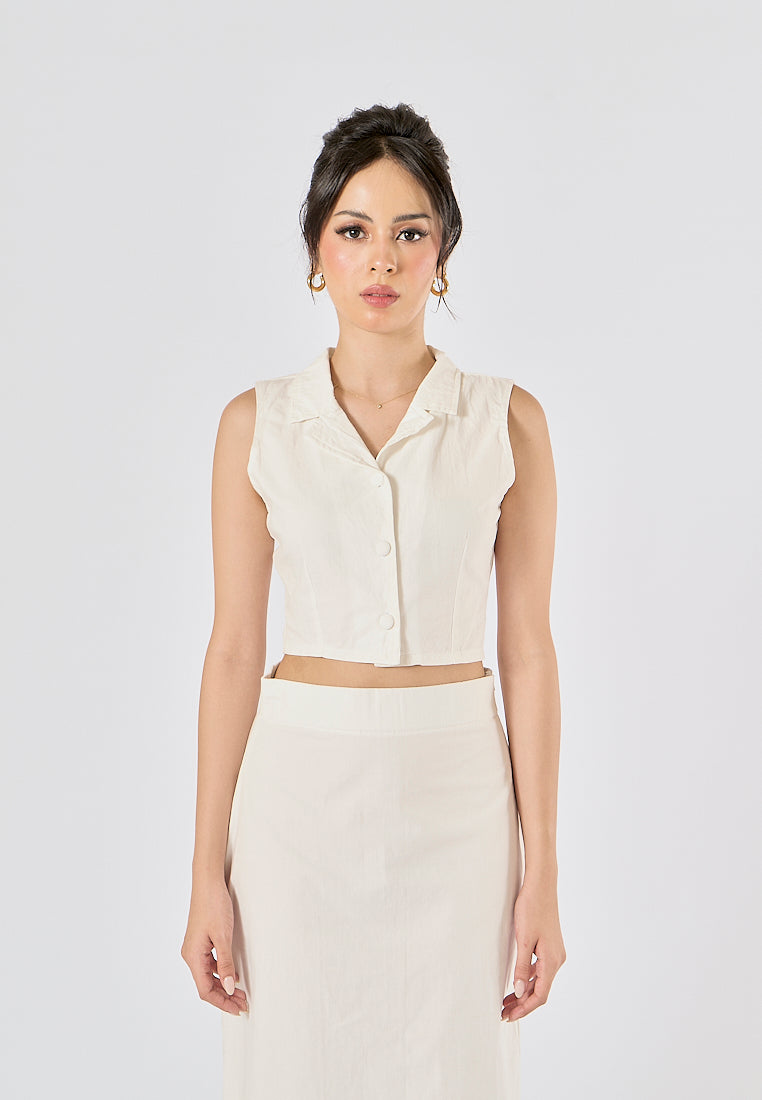 Niña In Oat Button Closure Colar Tank Top