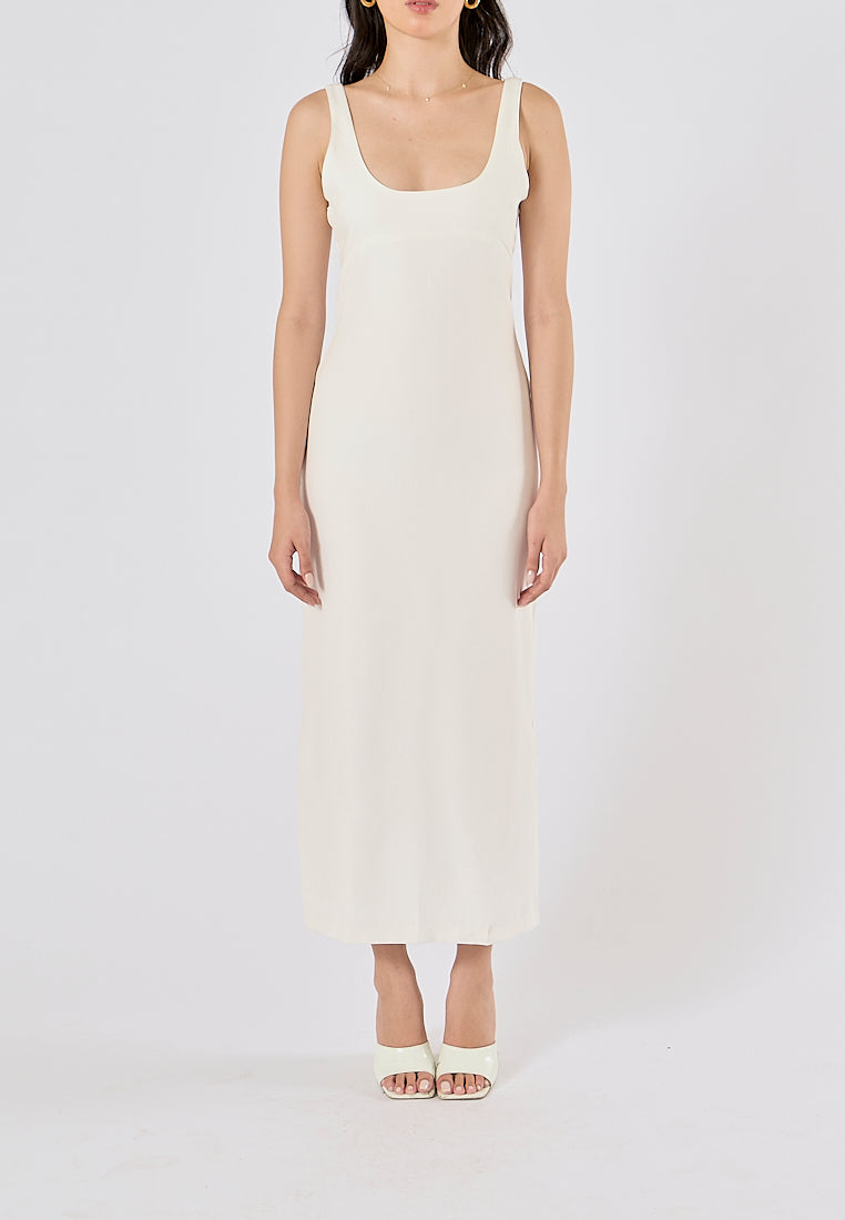 Quinta White Bodycon Sleeveless Back Slit Midi Dress