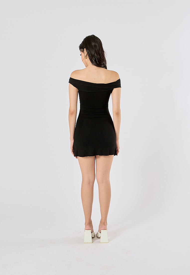Donatella Black  Off-shoulder Bodycon Rib Knit Mini Dress