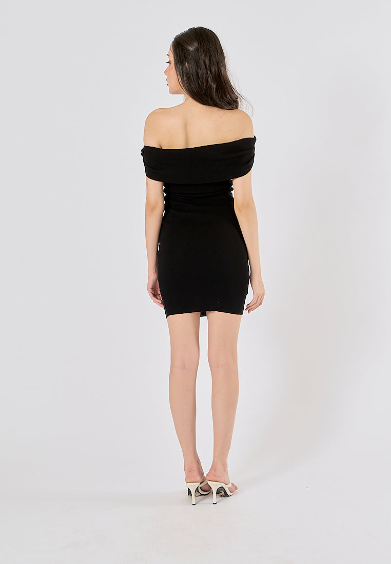 Amadea Black Slash Neck Sleeveless Knit Mini Dress