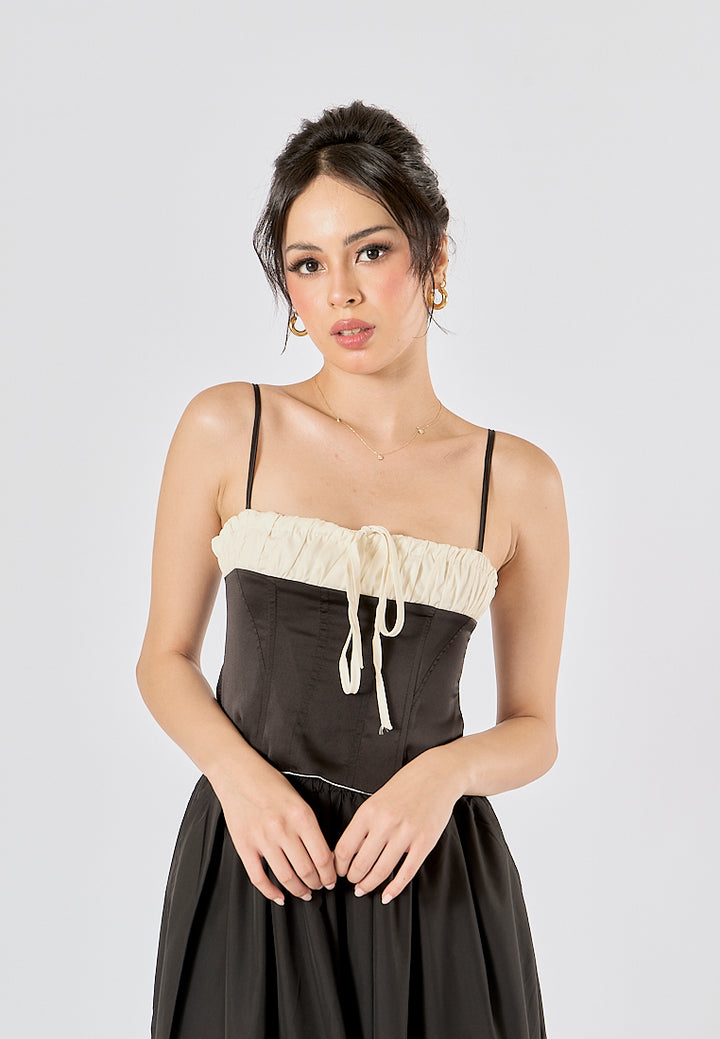 Ferris Black White Patchwork Design Front Lace up Crop Tank Top