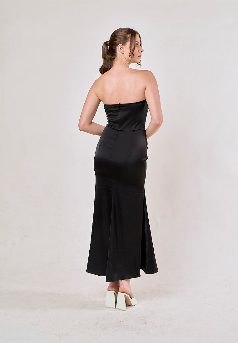 Rhiannon Black Tube Satin Ruched Waist Maxi Dress