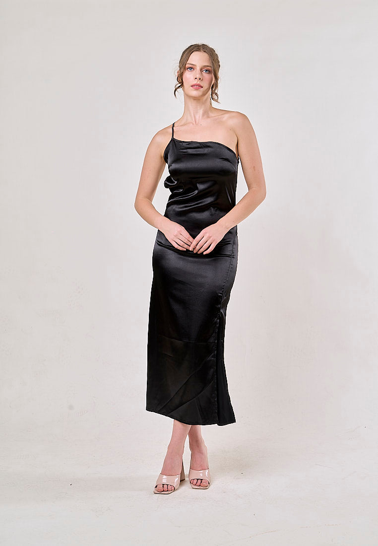 Sequoia Black Asymmetrical  Shoulder with Slit Maxi Dress