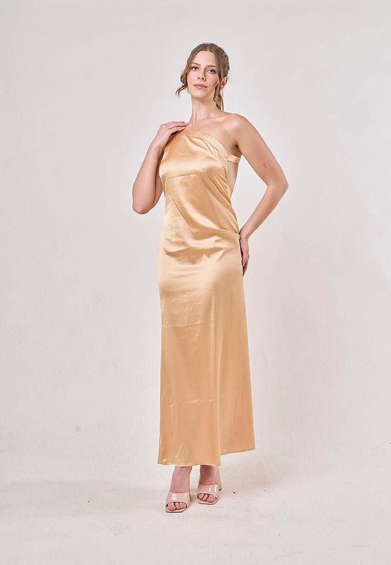 Camellia Yellow Asymmetrical  Backless Hollow Bandage Maxi Dress