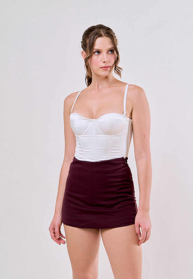 Harlan Burgundy Front Overlap Side Zipper and Back Pocket Casual Mini Skorts