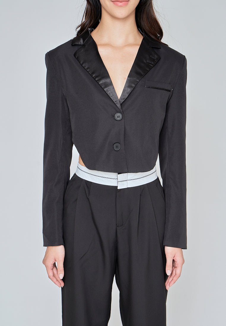 Cynthia Black Notched Collar V Neck Long Sleeves Cropped Blazer Top