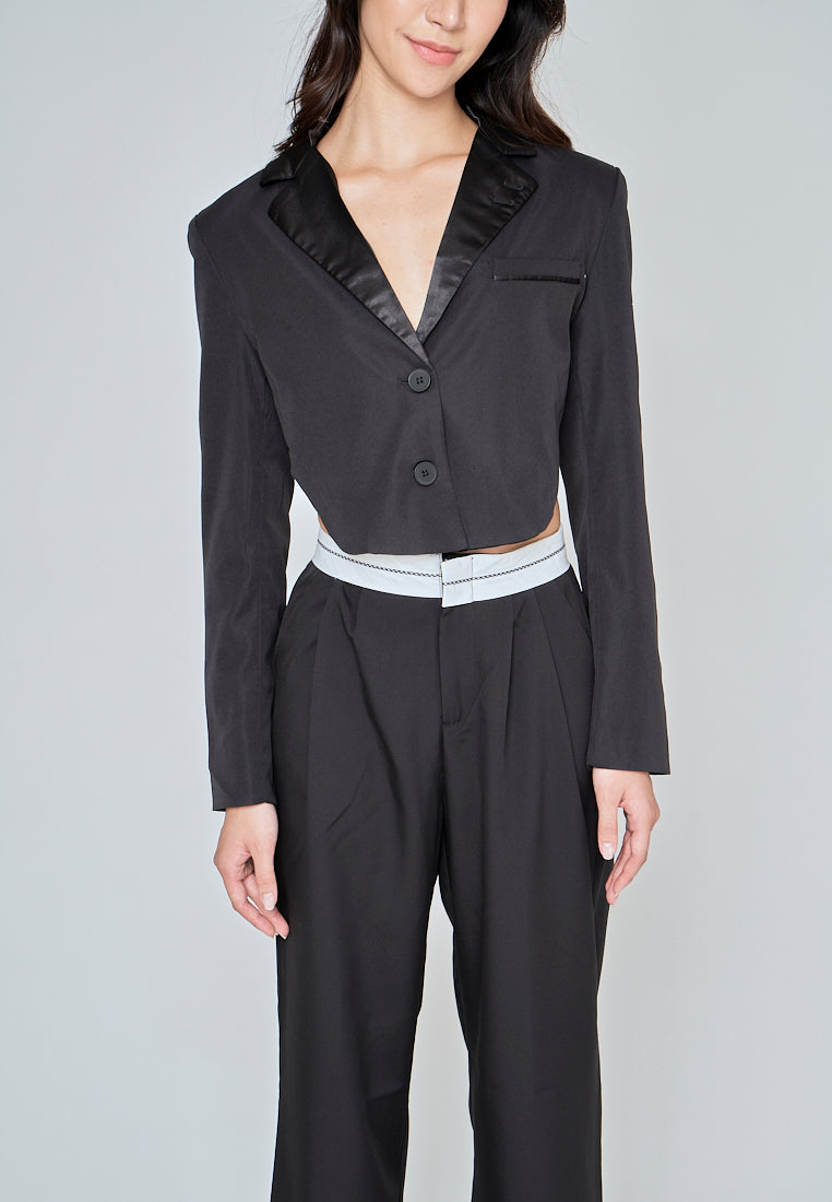 Cynthia Black Notched Collar V Neck Long Sleeves Cropped Blazer Top