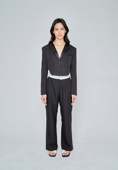 Cynthia Black Notched Collar V Neck Long Sleeves Cropped Blazer Top