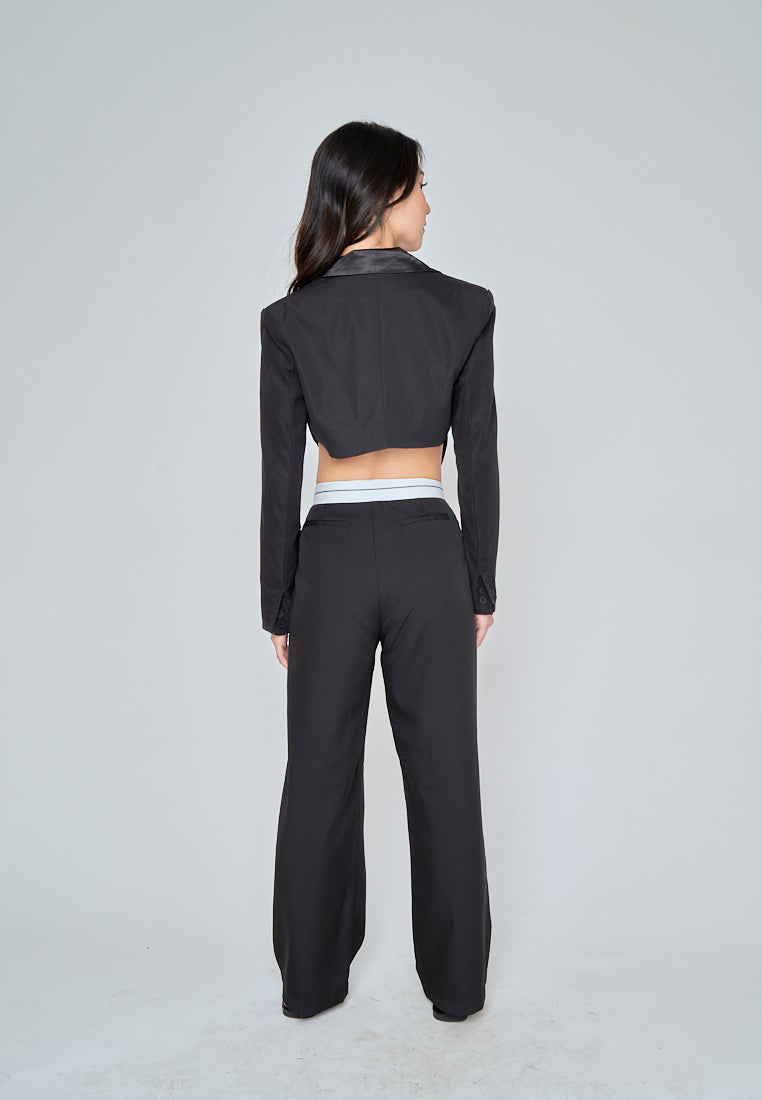 Cynthia Black Notched Collar V Neck Long Sleeves Cropped Blazer Top