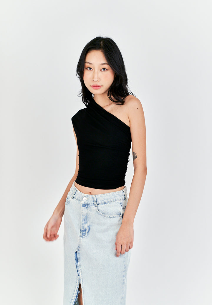 Henn Black Asymmetric Neckline Ruched Side Sleeveless Top