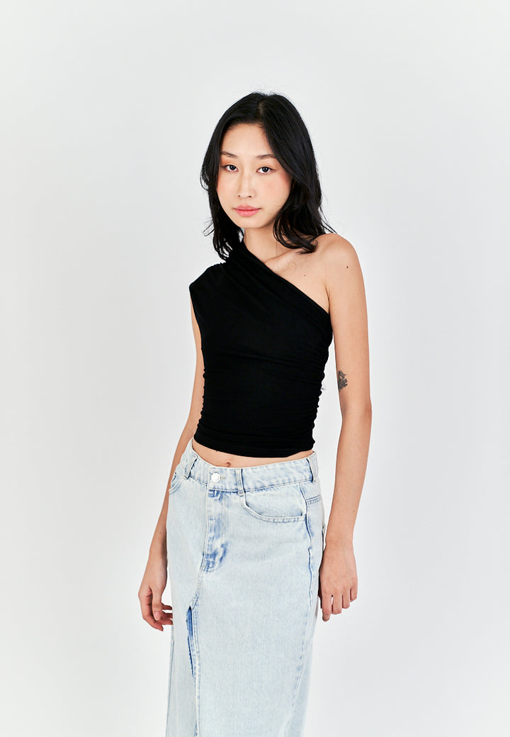 Henn Black Asymmetric Neckline Ruched Side Sleeveless Top