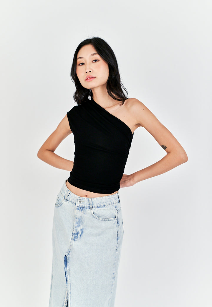 Henn Black Asymmetric Neckline Ruched Side Sleeveless Top