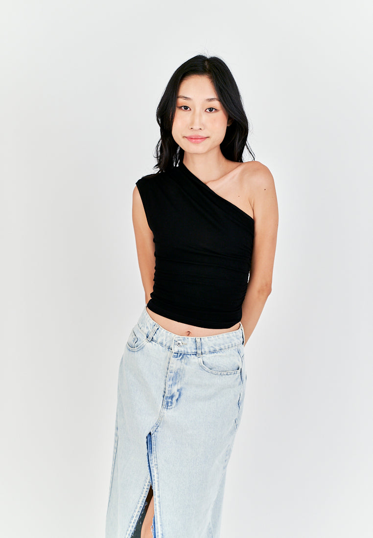 Henn Black Asymmetric Neckline Ruched Side Sleeveless Top