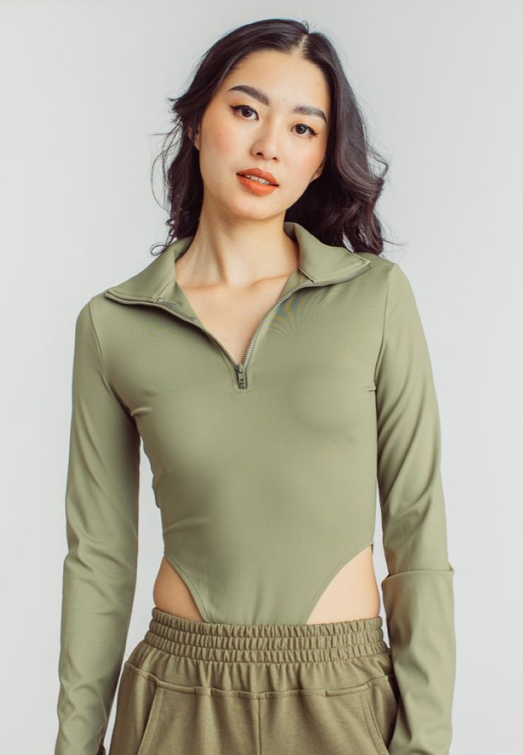 Maxim Green Turtle Neck Zip Up Long Sleeves High Cut Bodysuit