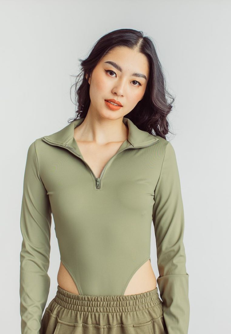 Maxim Green Turtle Neck Zip Up Long Sleeves High Cut Bodysuit