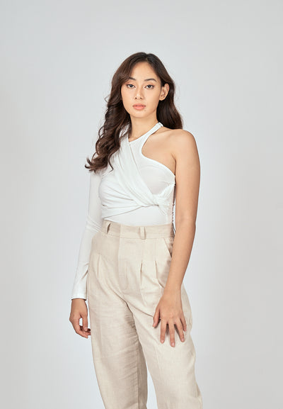Exid White One Side Long Sleeves Twist Details Bodysuit