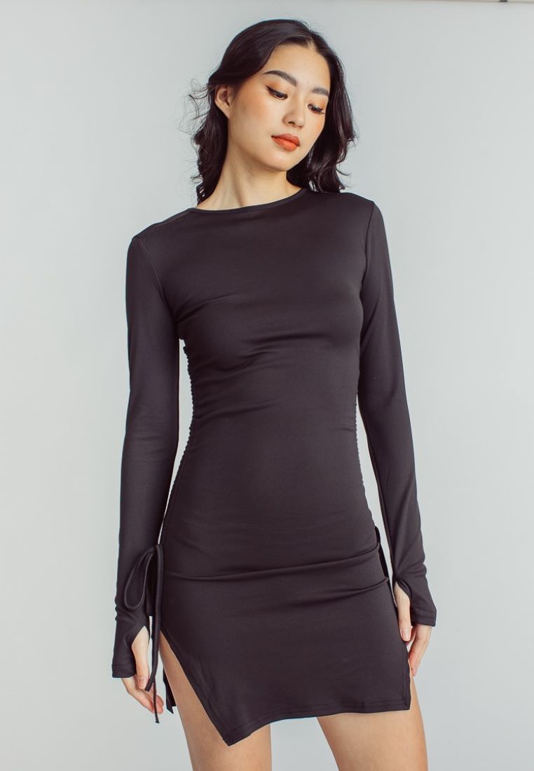 Thornes Black Crew Neck Long Sleeves Ruched Side Slit Bodycon Mini Dress