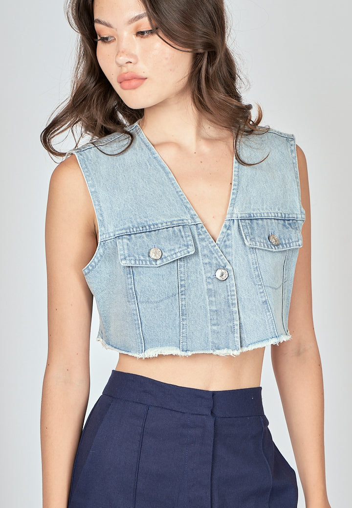 Unique Light Blue Denim V Neck Single Button Raw Hem Sleeveless Crop Top