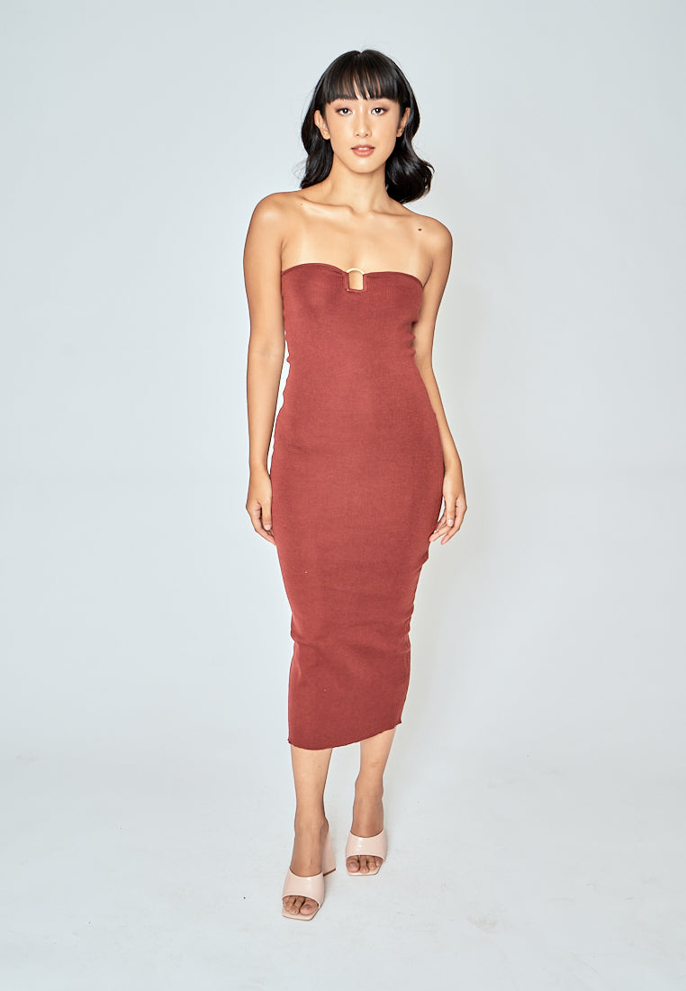 Anissa Brown Knitted Sweetheart Neckline Sleeveless Bodycon Midi Dress