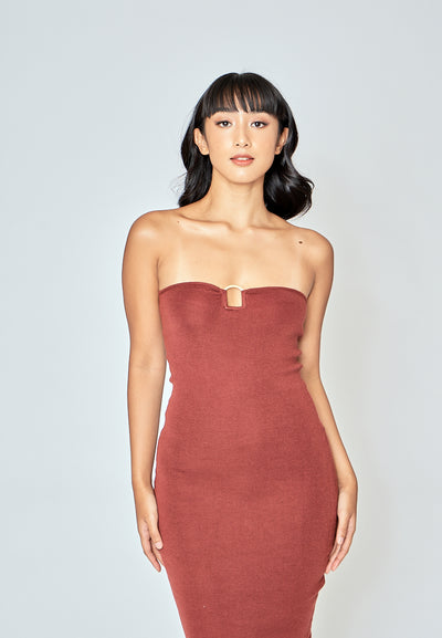 Anissa Brown Knitted Sweetheart Neckline Sleeveless Bodycon Midi Dress