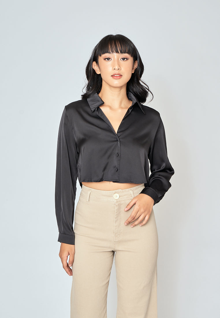Jack Black Turn Down Collar Back Pleated Long Sleeves Crop Top