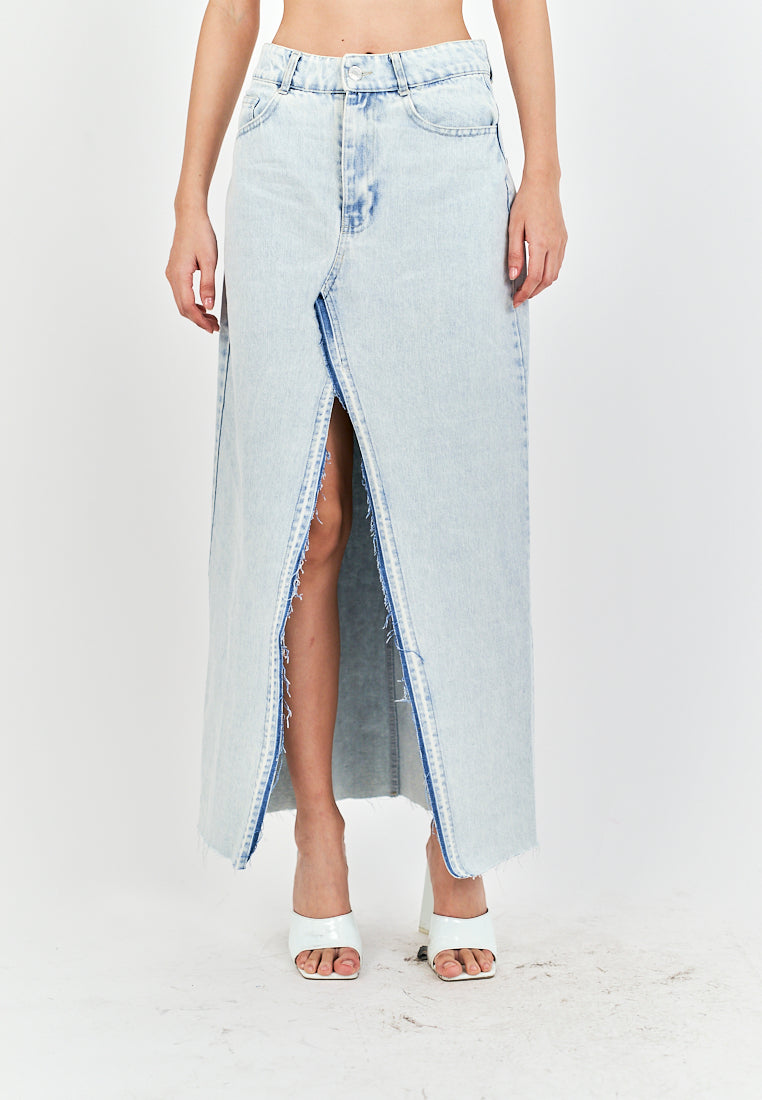 Genette Light Blue Denim Zipper Fly Front Slit Midi Skirt with Pockets