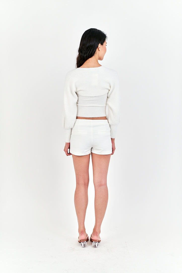 Vivoree White Knitted Square Neck Bow Bust Long Sleeves Crop Top