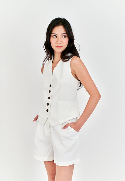 Cove White Zipper Fly with Side Pockets Casual Shorts with Belt Loop