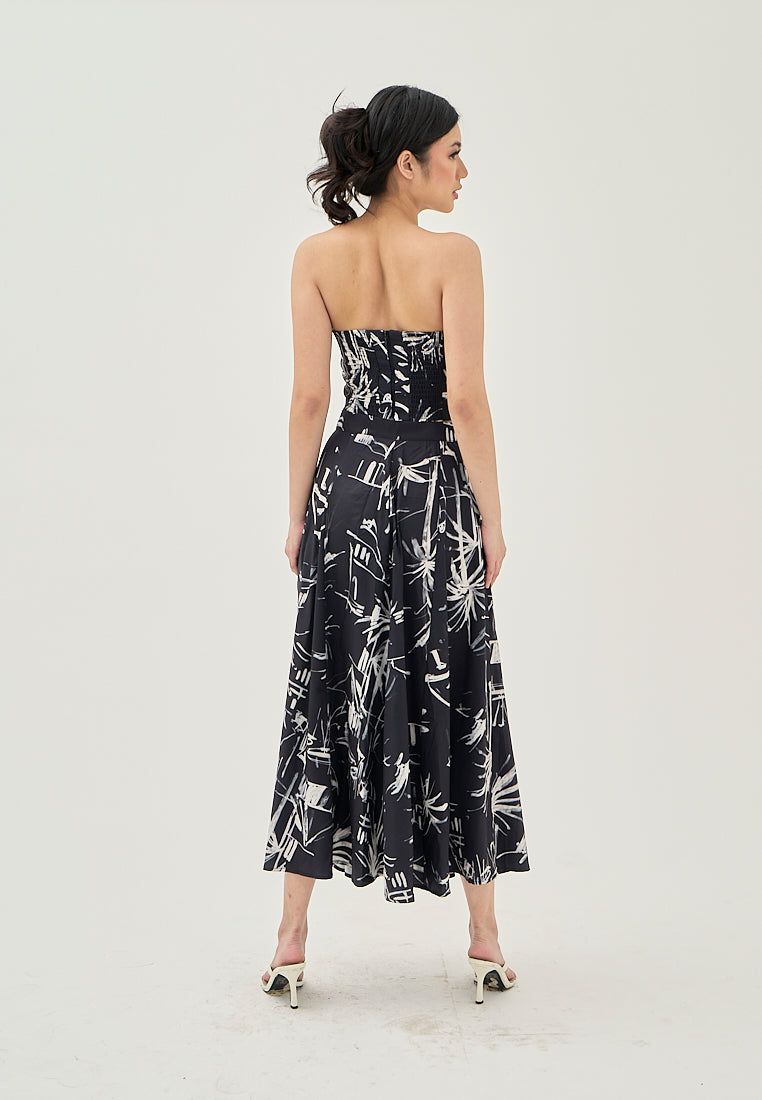 Prisha Black with White Abstract Print Zipper Fly Side Pocket Midi Skirt