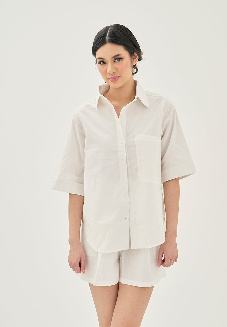 Alder White Elastic Waist Side Pockets with Belt Loop Casual Shorts