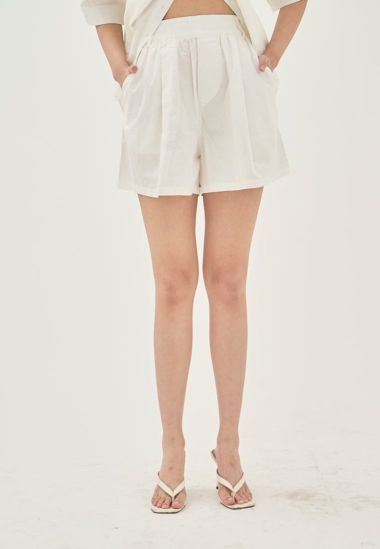 Alder White Elastic Waist Side Pockets with Belt Loop Casual Shorts
