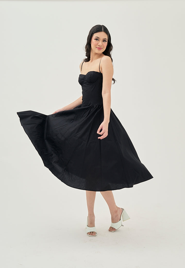 Hiraya Black Sweetheart Neckline Shaped Bust Back Zipper Pleated Skirt Sleeveless Midi Dress