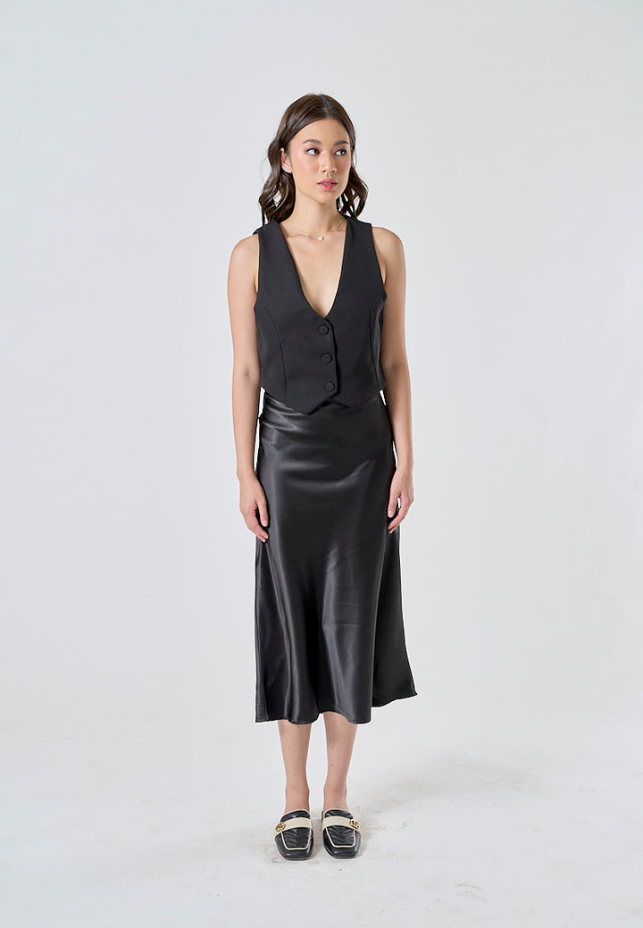 (PRE-ORDER: ETA August 5,2024)Elvire Black V Neck Buttons Up Sleeveless Front Hollow Out Maxi Dress