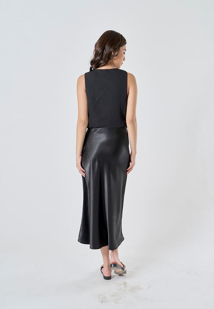 (PRE-ORDER: ETA August 5,2024)Elvire Black V Neck Buttons Up Sleeveless Front Hollow Out Maxi Dress