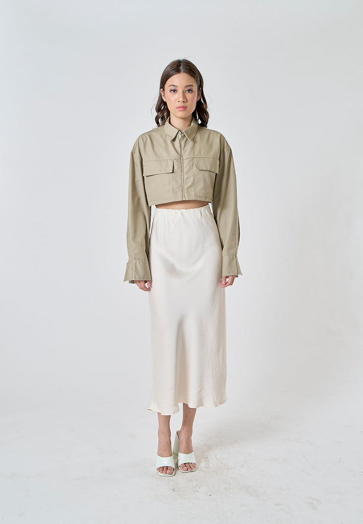 Jiovanna Moss Green Turn Down Collar Front Pockets Long Sleeves Crop Top