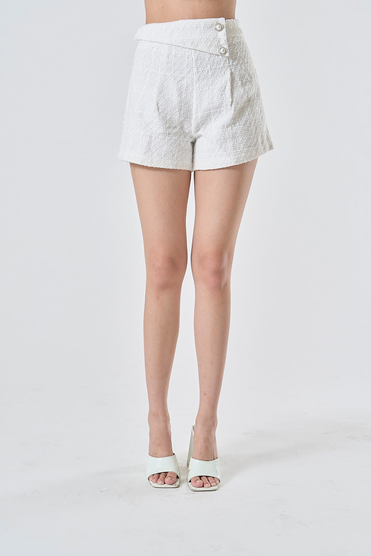 Eirwen Apricot White Side Buttons Back Zipper Tweed Shorts