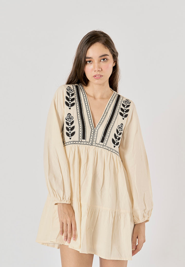 Louisiana White Contrasting Embroidery V-neck Elastic Cuffs Mini Dress