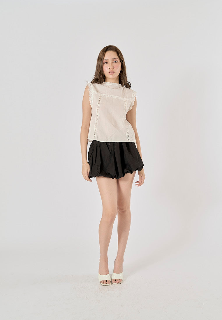 Kova White Bow Embroidery Tank Top
