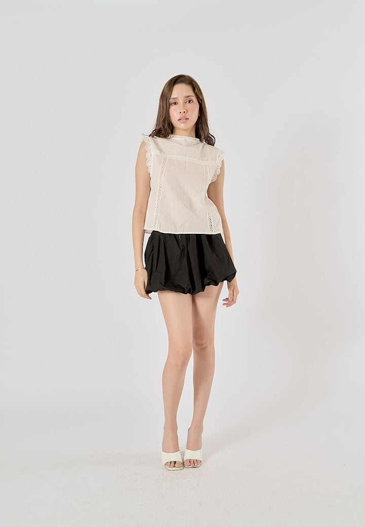 Kova White Bow Embroidery Tank Top