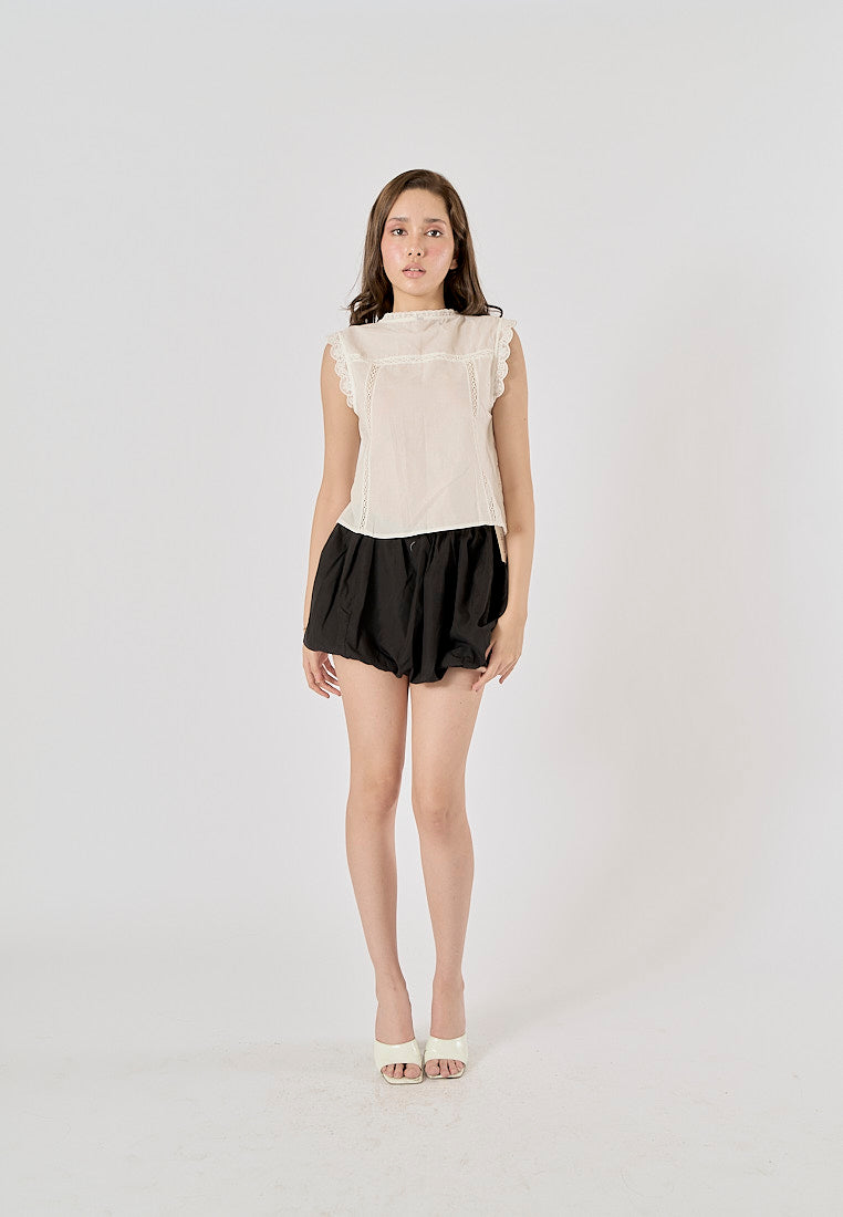 Kova White Bow Embroidery Tank Top