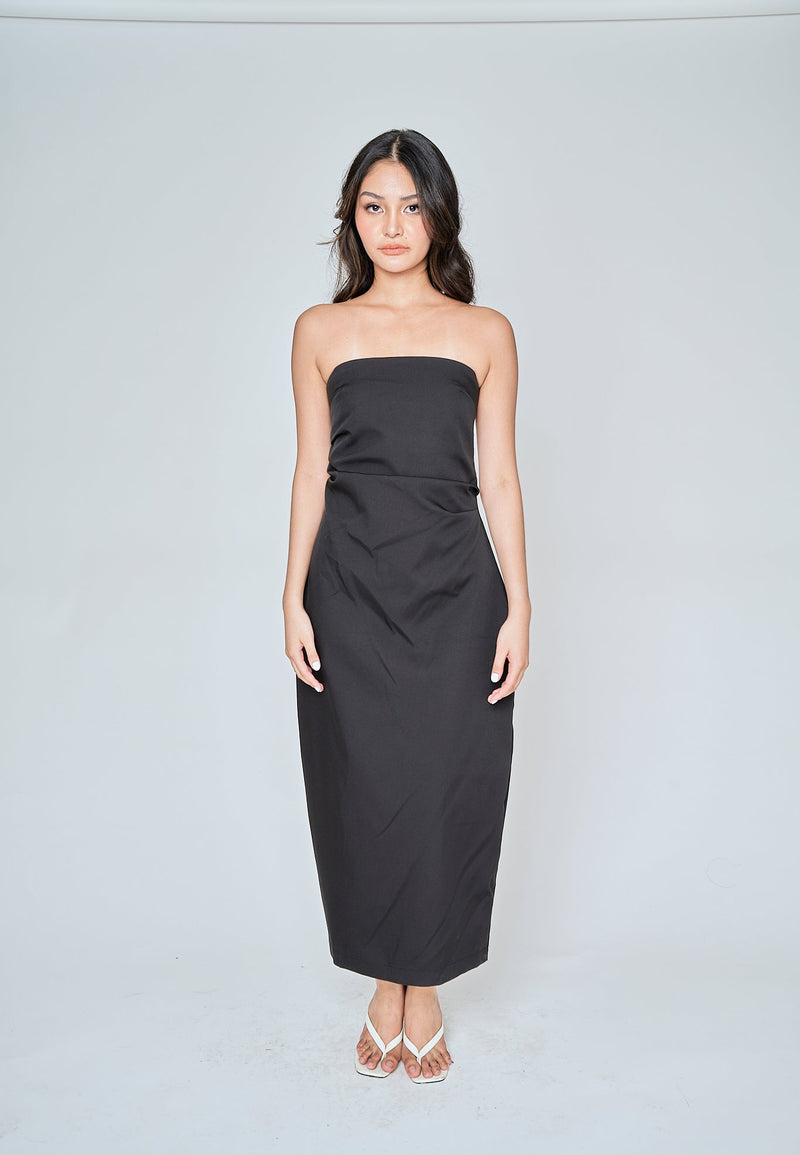 Reya Black Classic Straight Cut Tube Midi Dress