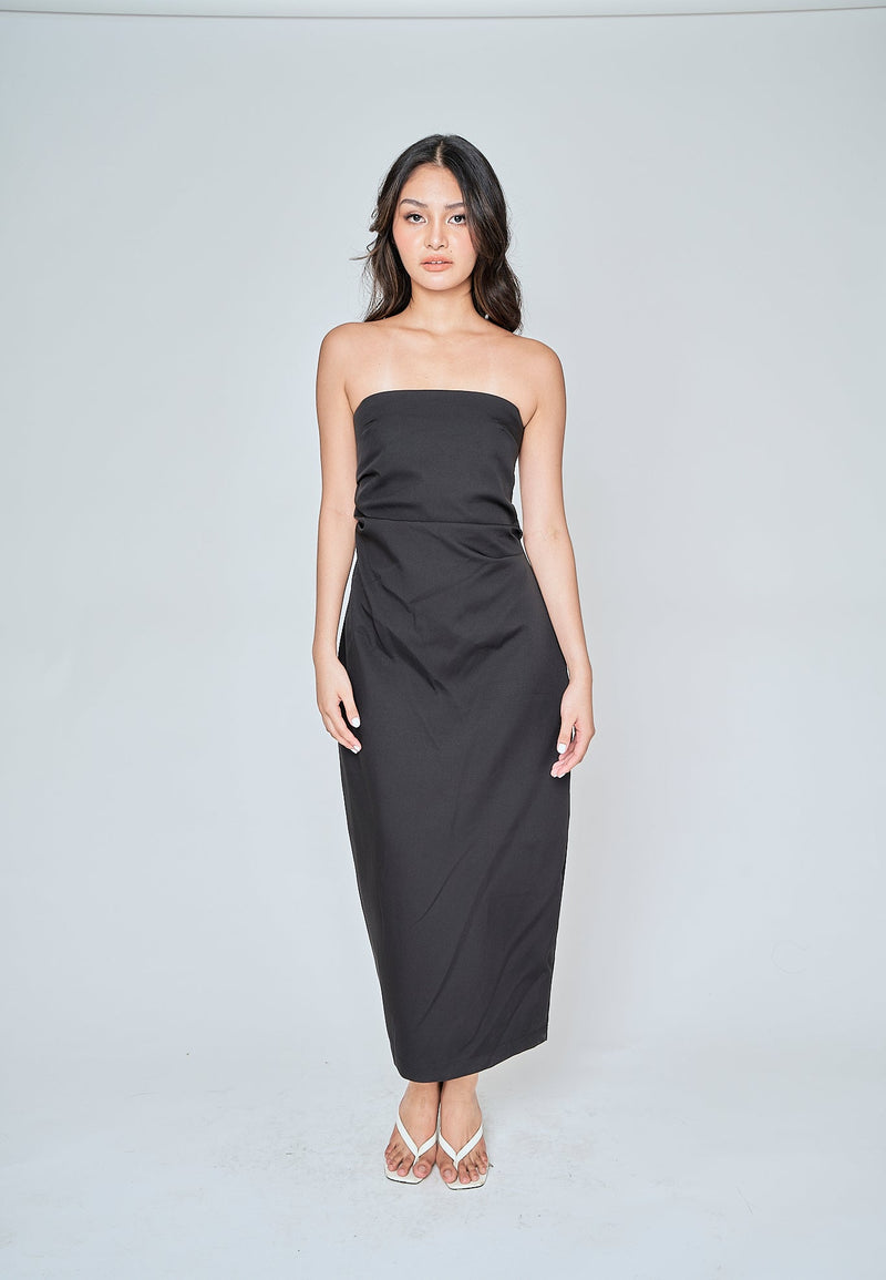 Reya Black Classic Straight Cut Tube Midi Dress