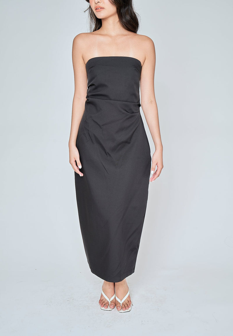 Reya Black Classic Straight Cut Tube Midi Dress